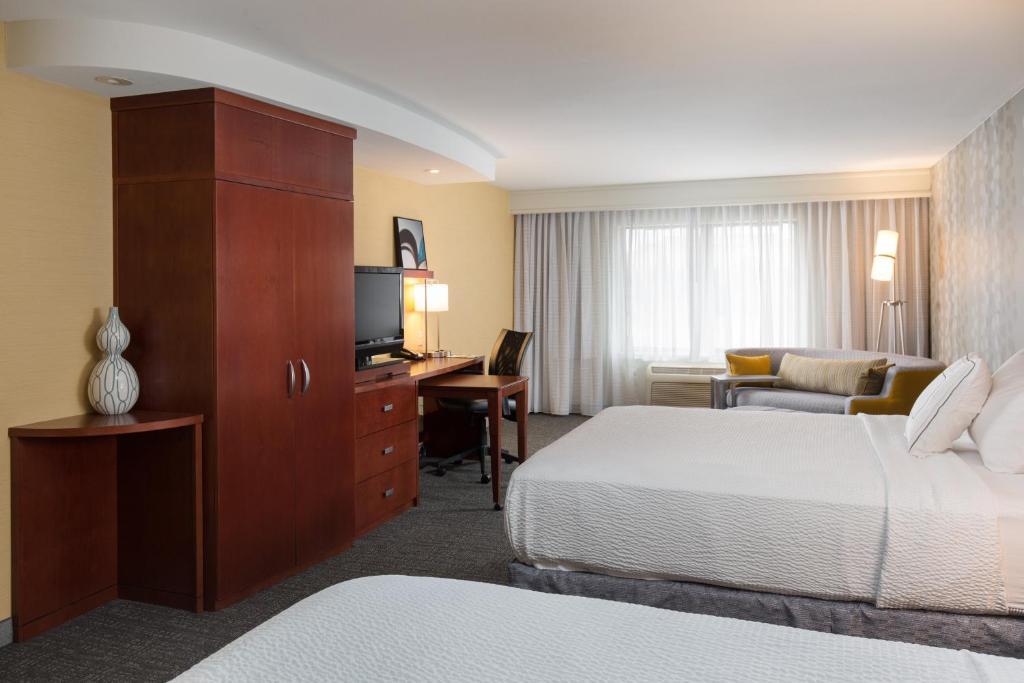 Courtyard Des Moines West-Jordan Creek Hotel Уест Де Мойн Екстериор снимка
