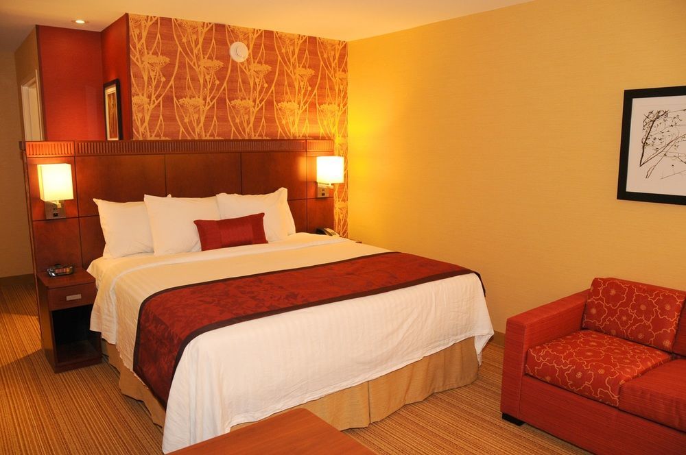 Courtyard Des Moines West-Jordan Creek Hotel Уест Де Мойн Стая снимка