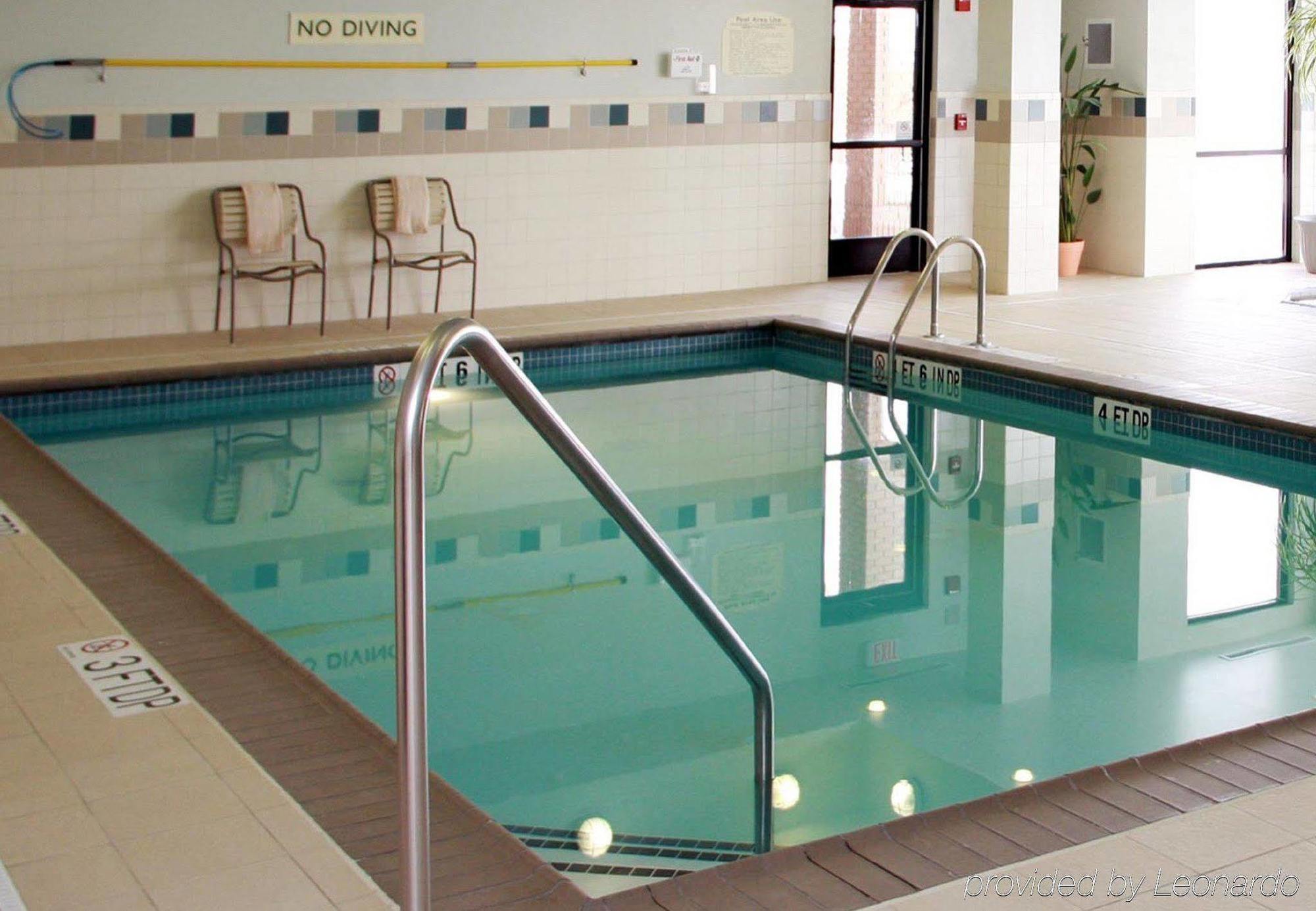 Courtyard Des Moines West-Jordan Creek Hotel Уест Де Мойн Екстериор снимка